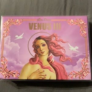 Venus 3 eyeshadow palette
